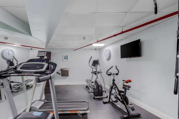 Best Western Plus Brooklyn Bay Hotel image 9